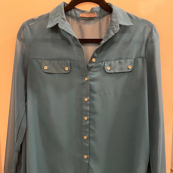 Women’s blouses - Picture 4 of 9